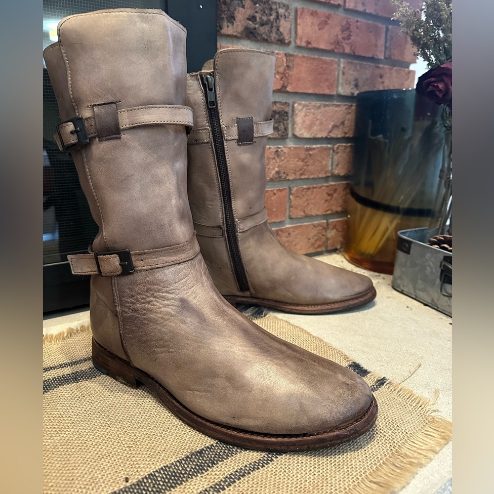 Women's Bed Stu buckle boots size 9.5